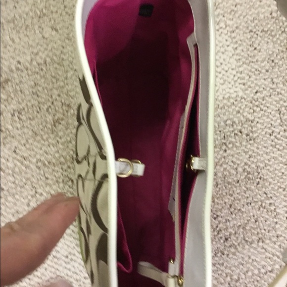 Coach Bag - Picture 4 of 4